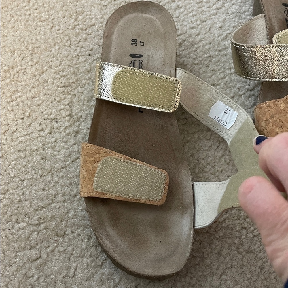 Vintage NAOT Gold and Tan Cork Sandals, Size 7 - Picture 8 of 11